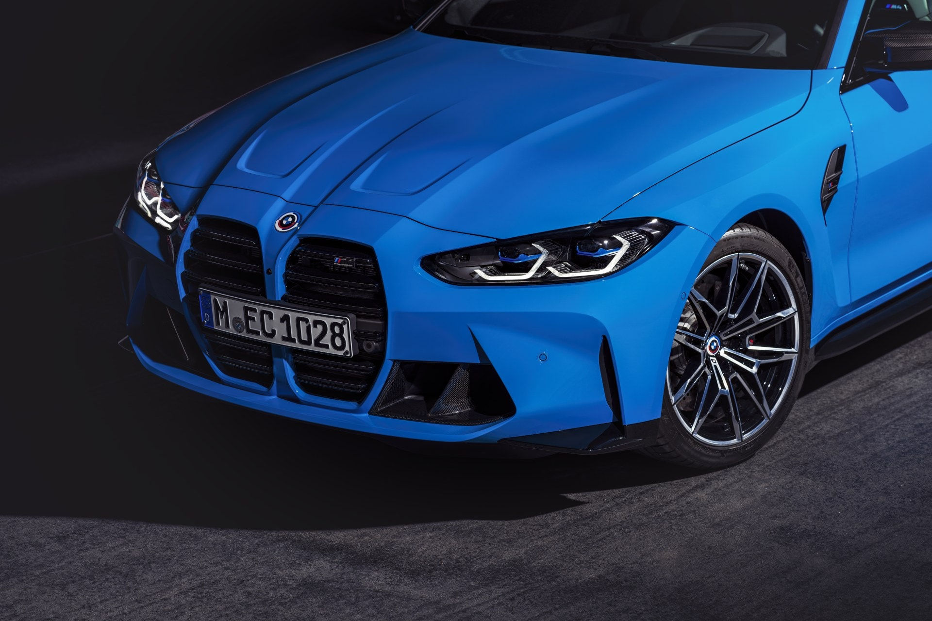 Wallpaper #V33Y8I4Bnwiau_P6FweU46 BMW Celebrates the Th Anniversary of M with a Limited Edition Model