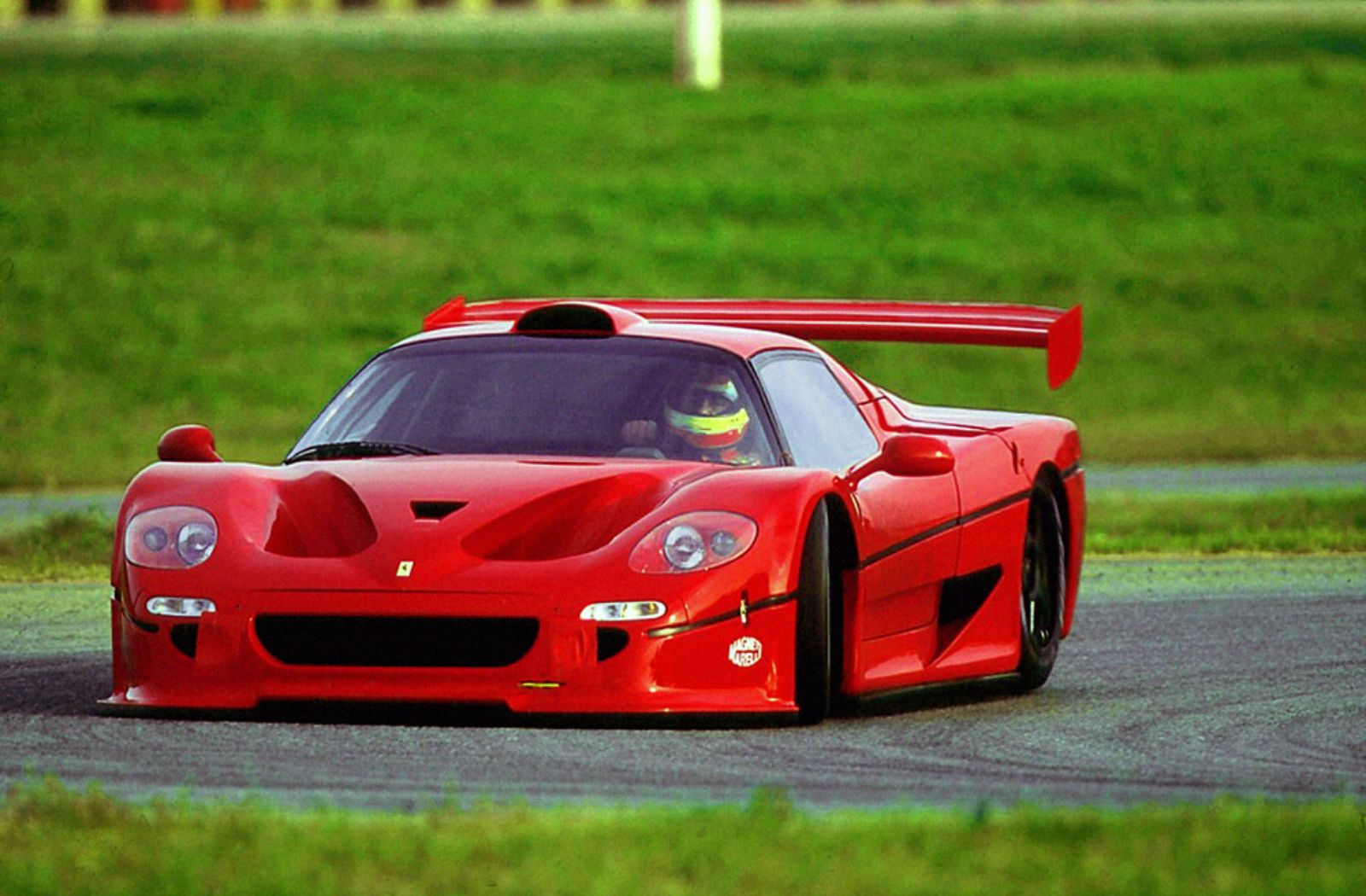 Wallpaper #Y2gHG5MBSpphPi3-9R5h52 Ferrari F50 Engine 1996 Ferrari F50 GT Ferrari Supercars Net