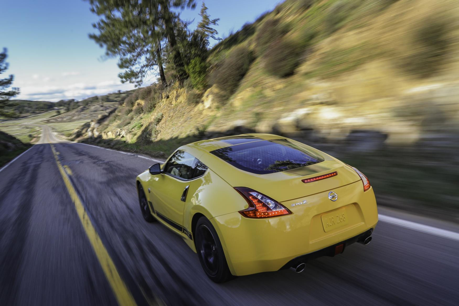 Wallpaper #CWfj8ZIBSpphPi3-8W5V256 Nissan Might Not Make a Successor of the 370z Get One While You Can