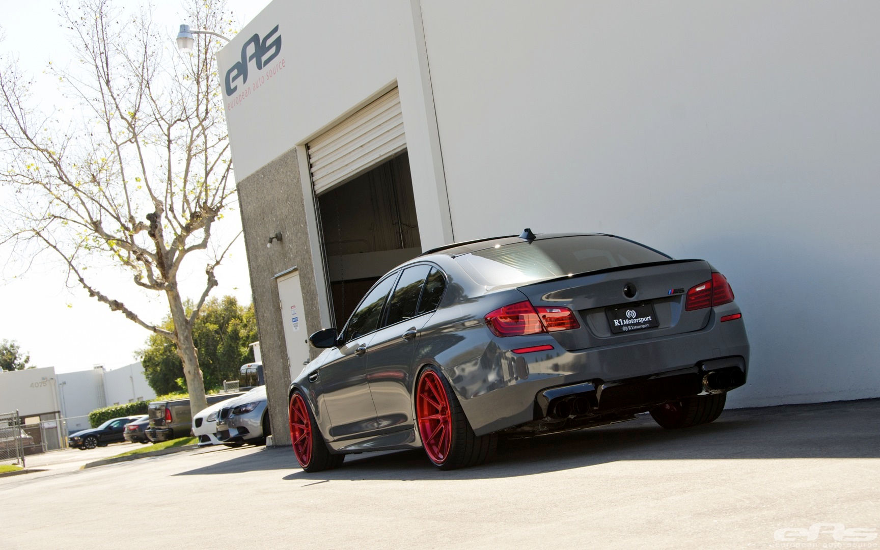 Wallpaper #MWjVHJMBSpphPi3-rCTQ110 Battleship Gray BMW F10 M5 Jumps on Dyno Autoevolution