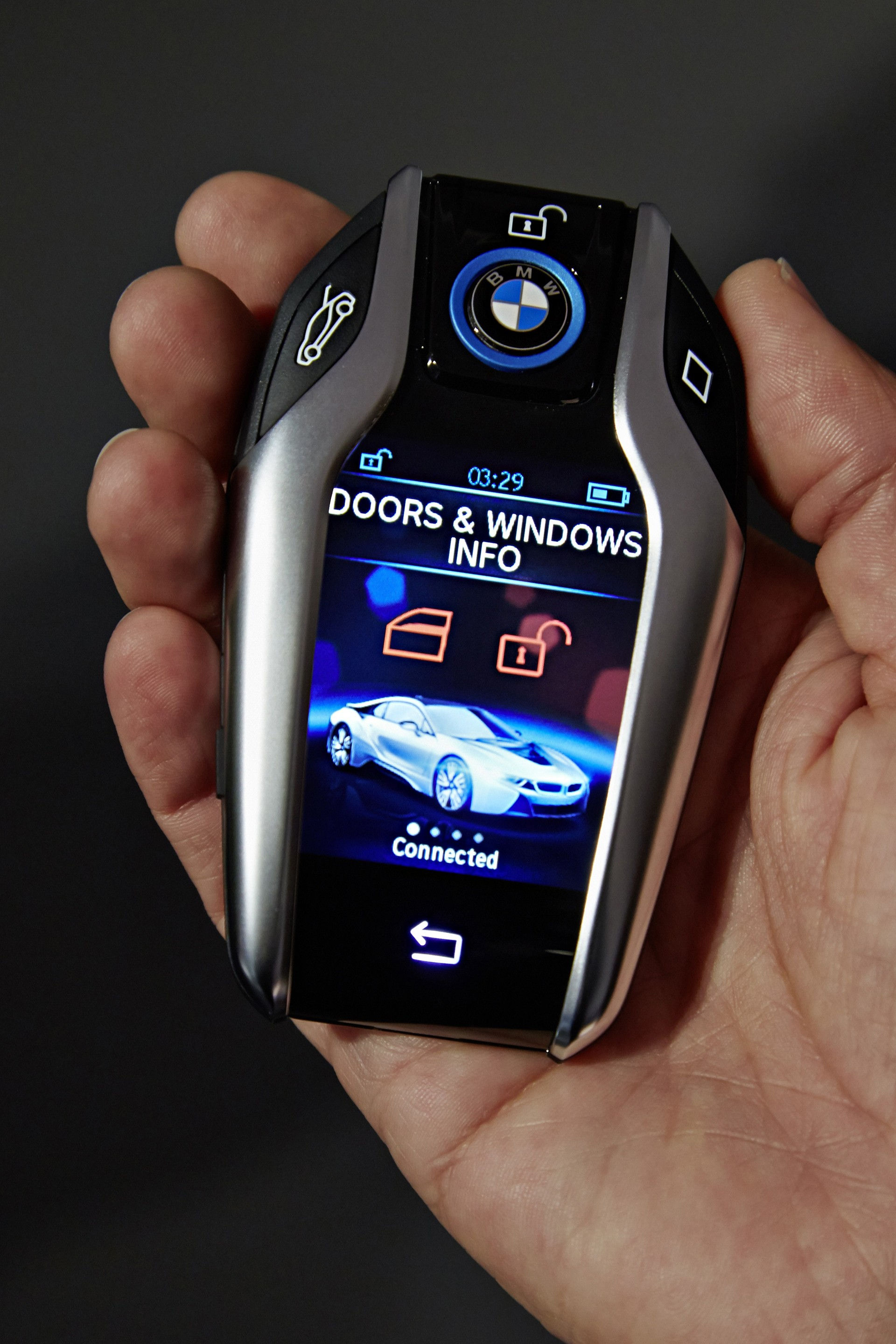 Wallpaper #UQMCZpMBpyOg8YnE6do312 i8 Key Fob with 22 Display Brought Out by BMW at 2015 Ces Autoevolution