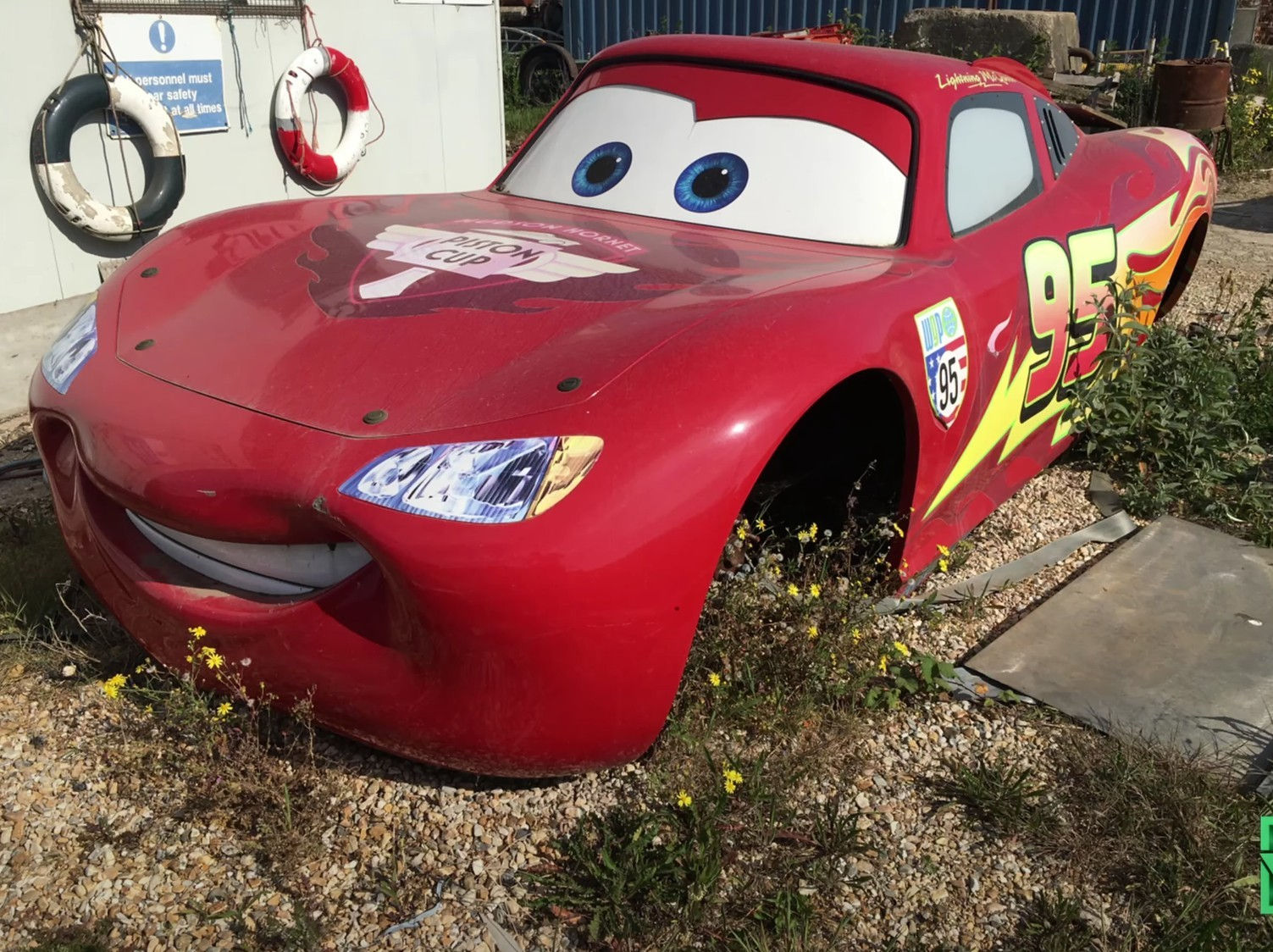Wallpaper #0RmTM48BtGB6xQ78O5pd22 What Does Lightning Mcqueen Look Like in Real Life Design Talk