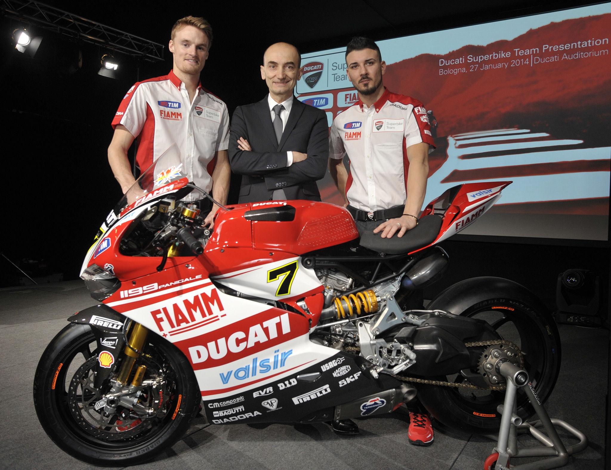 Wallpaper #XKnjhpcBxbDgA0Rl_O1M112 Ducati Introduces the 2014 Wsbk Team Autoevolution