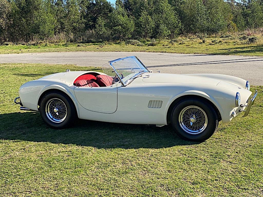 Wallpaper #iWfu65IBSpphPi3-cE8412 Ac Cobra Reborn with Electric and Ford Mustang Powertrain Options