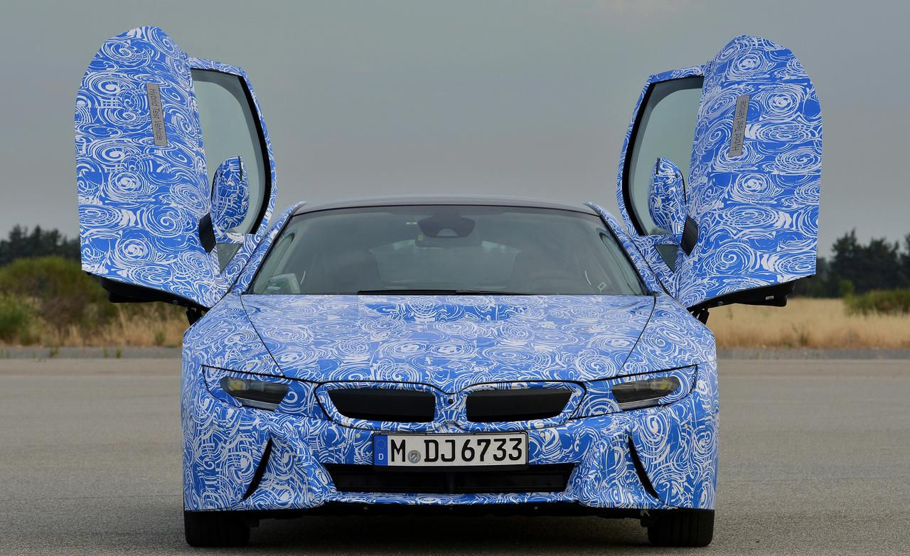 Wallpaper #QRkCB48BtGB6xQ78vlWh40 BMW i8 Prototype First Drive by Car and Driver Autoevolution