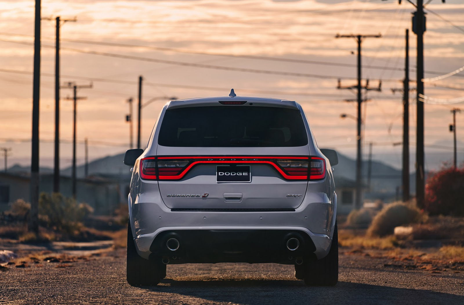 Wallpaper #EeofV5MBlwTYPL18-hFo33 Dodge Durango Srt Gets Hellcat V8 Swap Becomes Pursuit Speed Trap