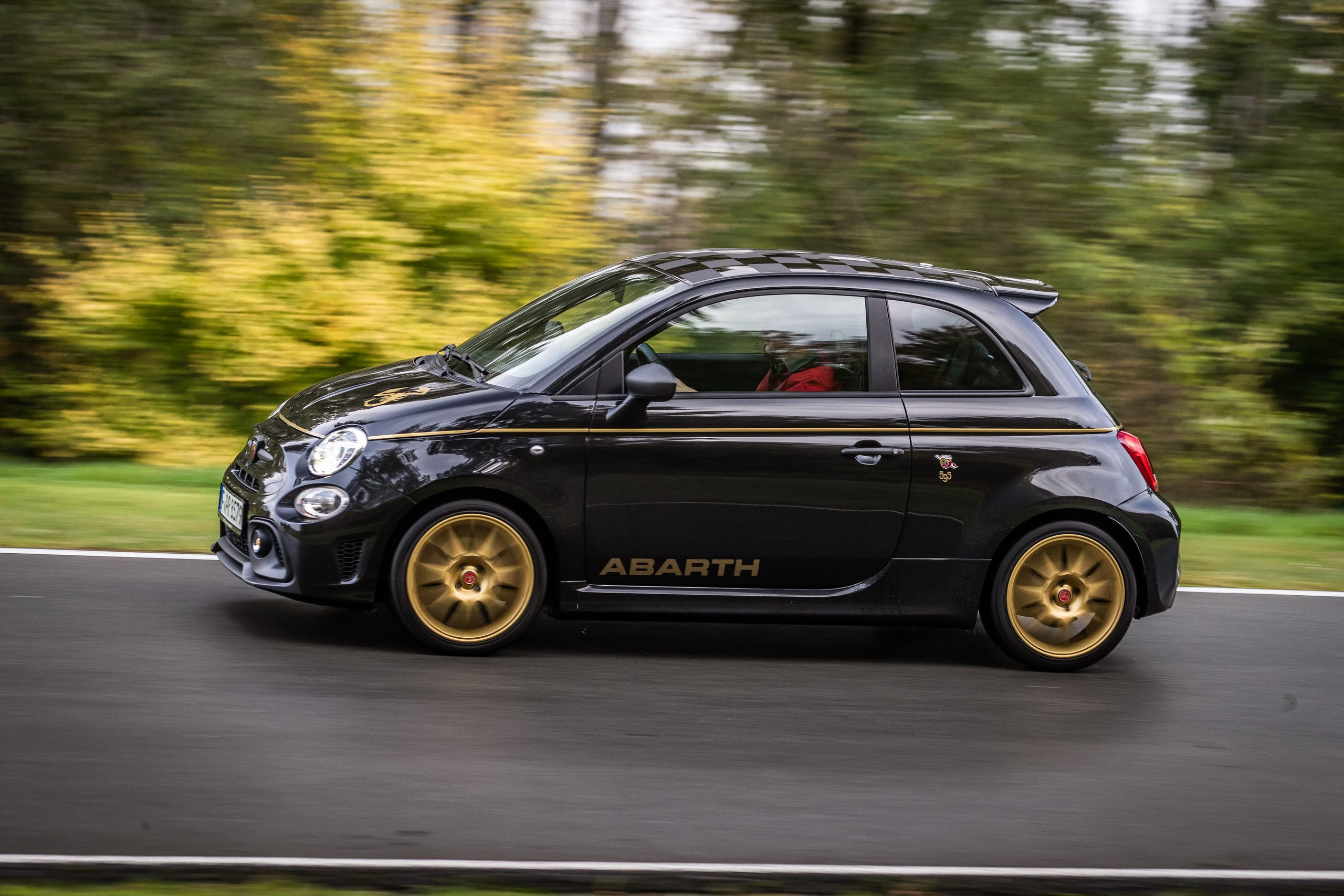 Wallpaper #a819a Front View of Black Fiat 500 Abarth Parked in the Street Editorial