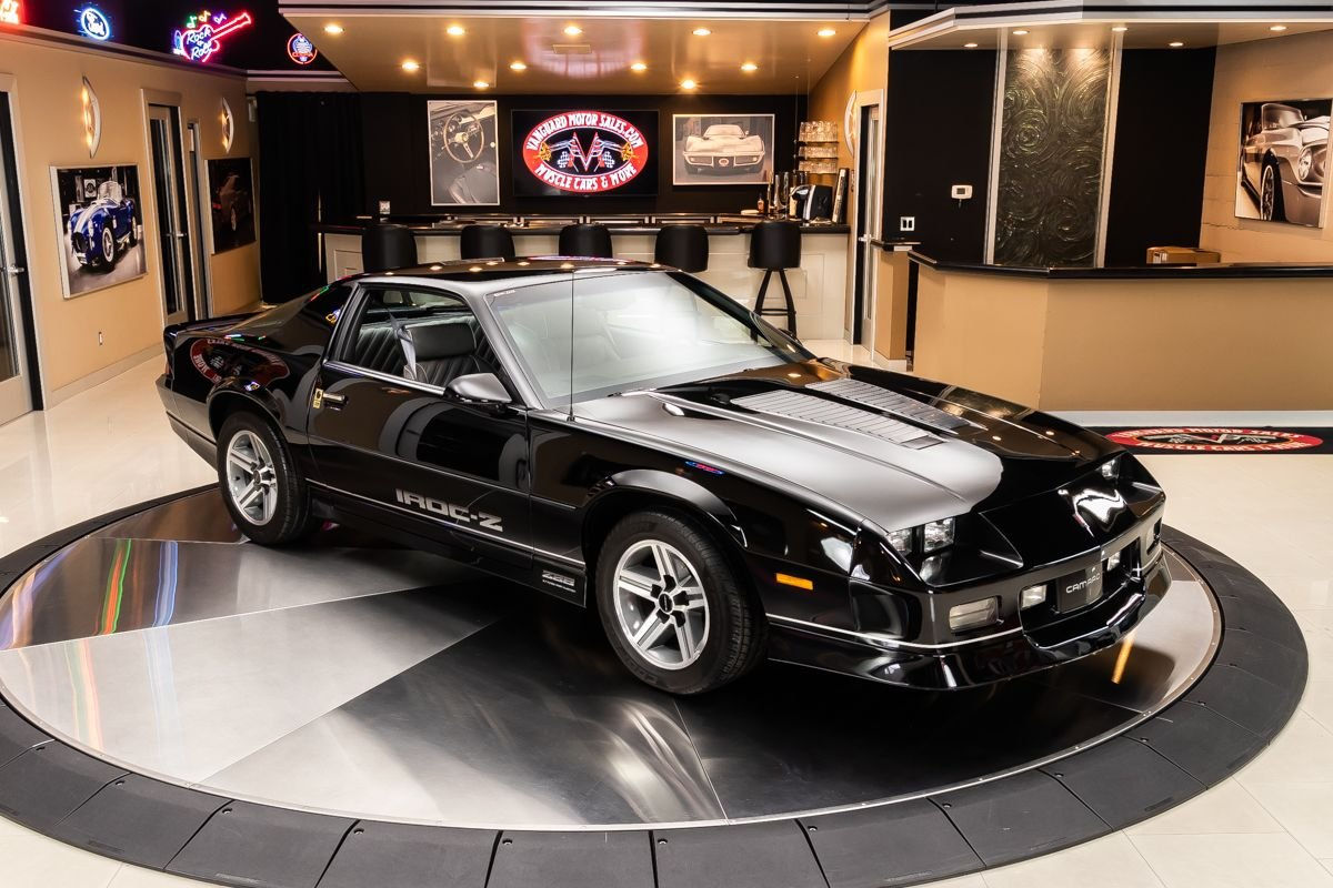 Wallpaper #2hnAHI8BtGB6xQ78t3XO41 All Black 1987 Camaro Iroc Z28 is Perfect as Darth Vaders Muscle Car