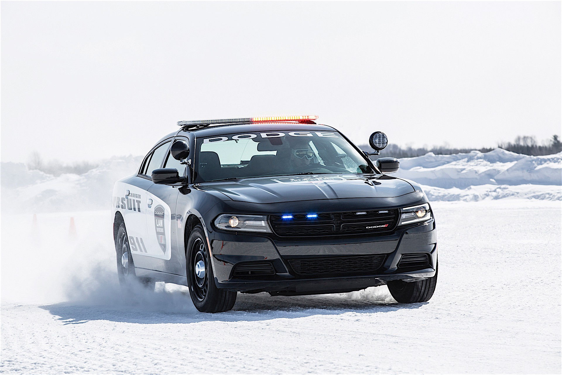Wallpaper #zOrzVpMBlwTYPL18NhBW315 Dodge Updates 2017 Charger Pursuit with Complimentary Officer