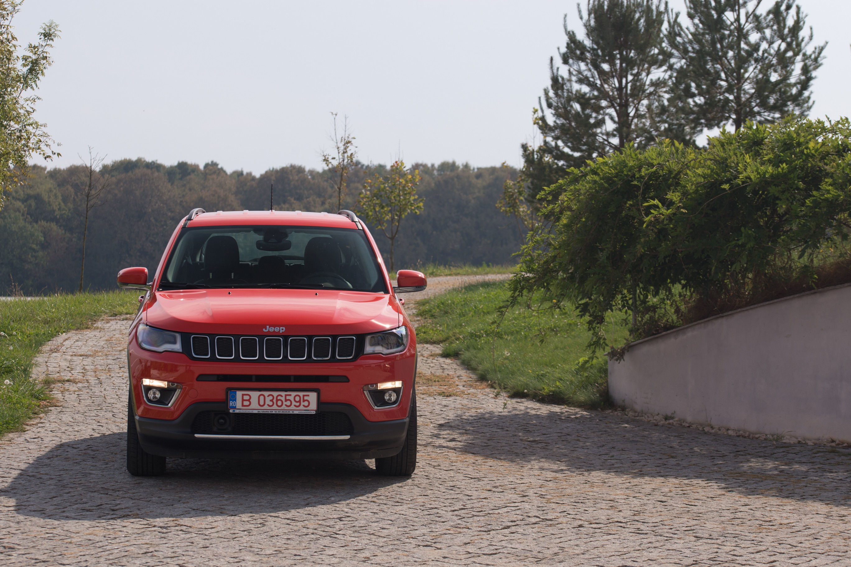 Wallpaper #ymcY7JIBSpphPi3-gVD1195 Driven 2017 Jeep Compass 4x4 20 Diesel 9at Autoevolution