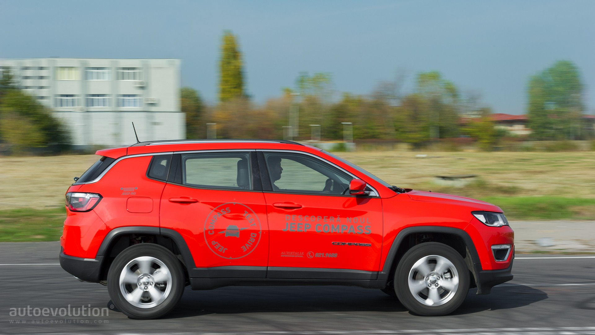 Wallpaper #ymcY7JIBSpphPi3-gVD1254 Driven 2017 Jeep Compass 4x4 20 Diesel 9at Autoevolution