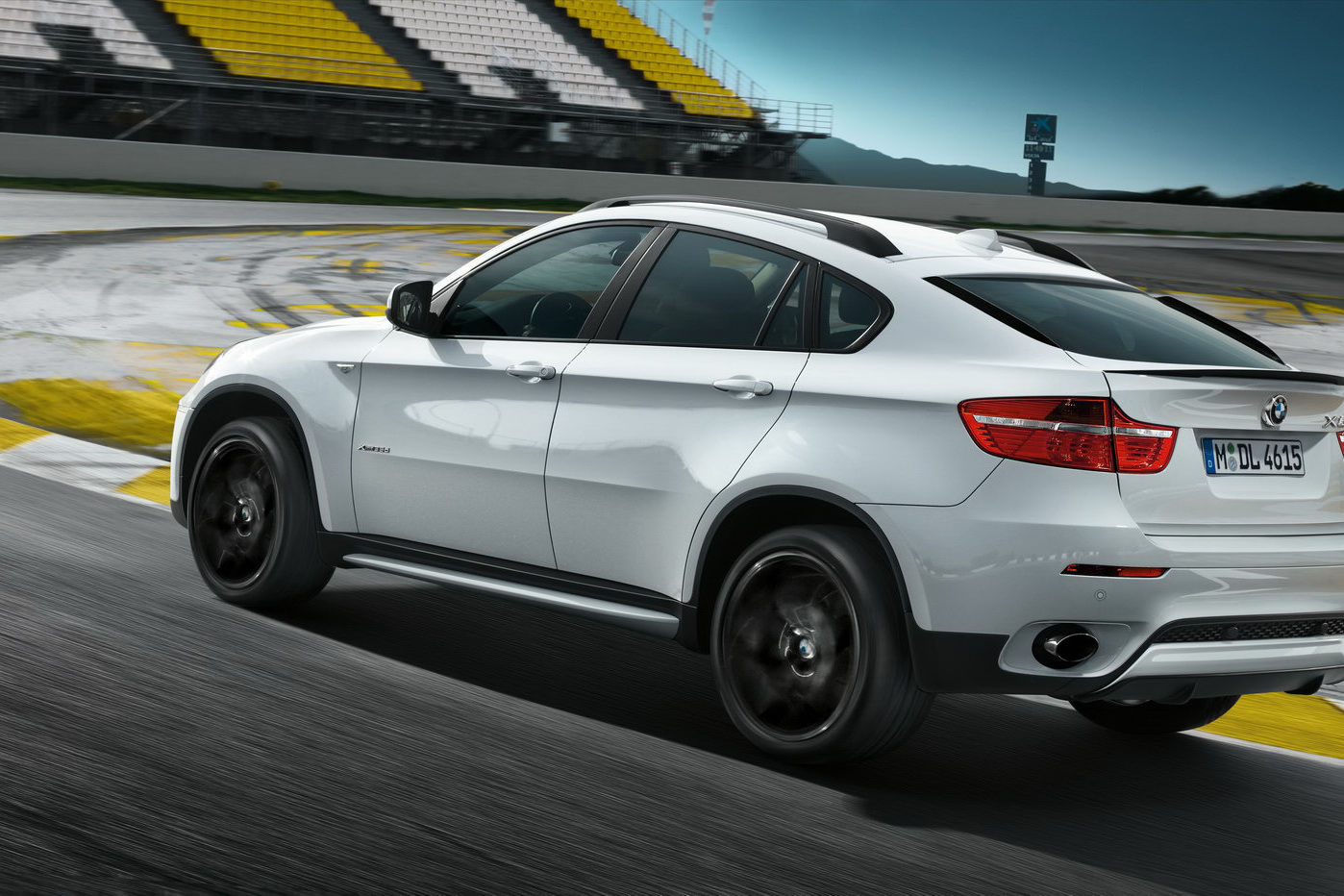 Wallpaper #8wCt1Y4BSdW8dNou1gl618 BMW X6 Gets Performance Accessories in North America Autoevolution