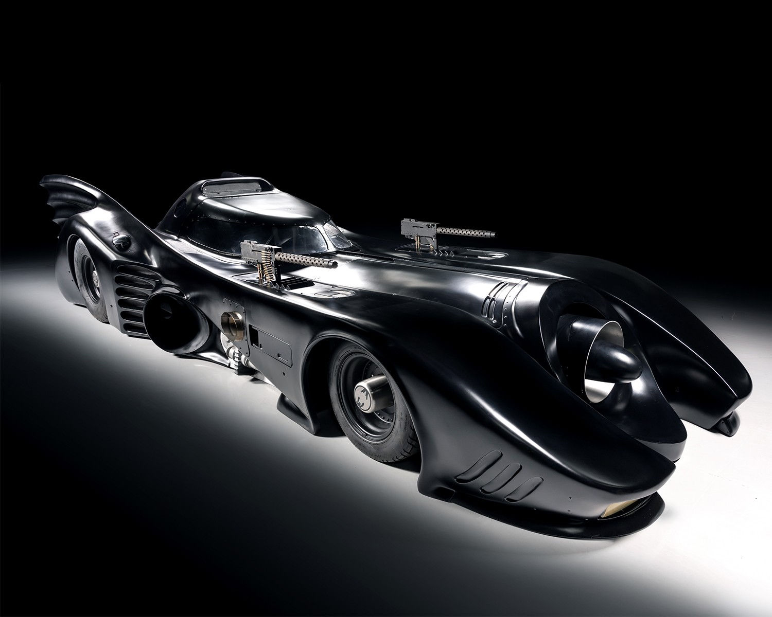 Wallpaper #4WhsF5MBSpphPi3-nQ6C56 The Only Turbine Powered Batmobile in the World is Still Looking for