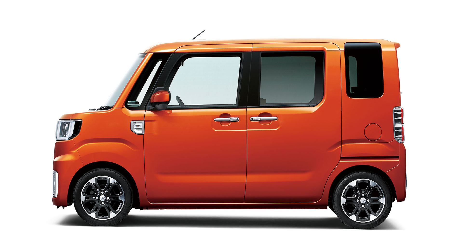 Wallpaper #uBk2M48BtGB6xQ78qZkU48 Toyota Pixis Mega is Japans Newest Ultra Cute Kei Car Autoevolution