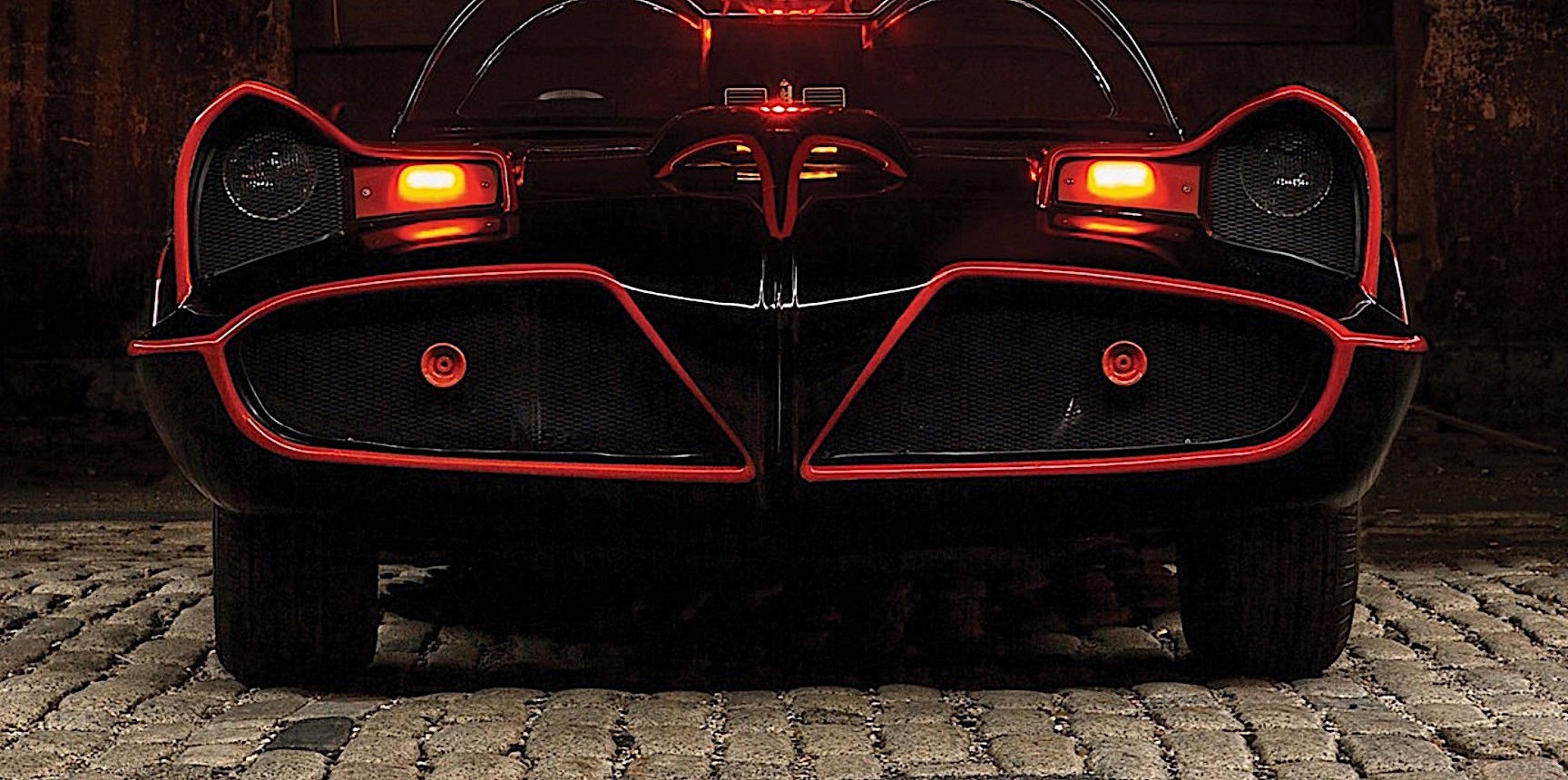 Wallpaper #Me8QS5MBMN-XEVvVGzpt279 1966 Batmobile Replica to Sell at Auburn Spring Auction Autoevolution