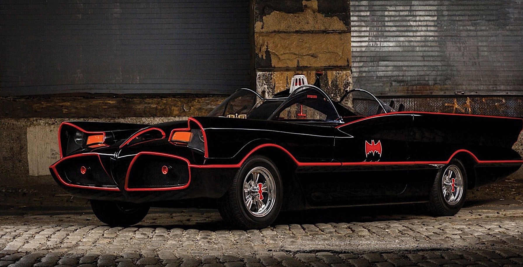 Wallpaper #Me8QS5MBMN-XEVvVGzpt63 1966 Batmobile Replica to Sell at Auburn Spring Auction Autoevolution