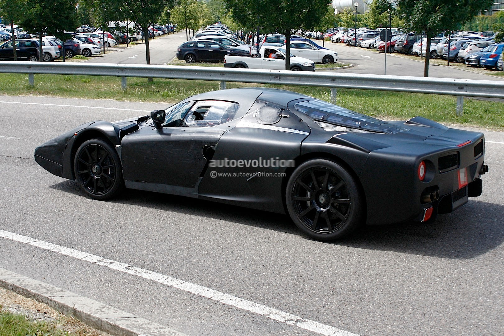 Wallpaper #h_8QaJMB3lSXT3zUBONt223 Spyshots Ferrari Enzo Ii Autoevolution