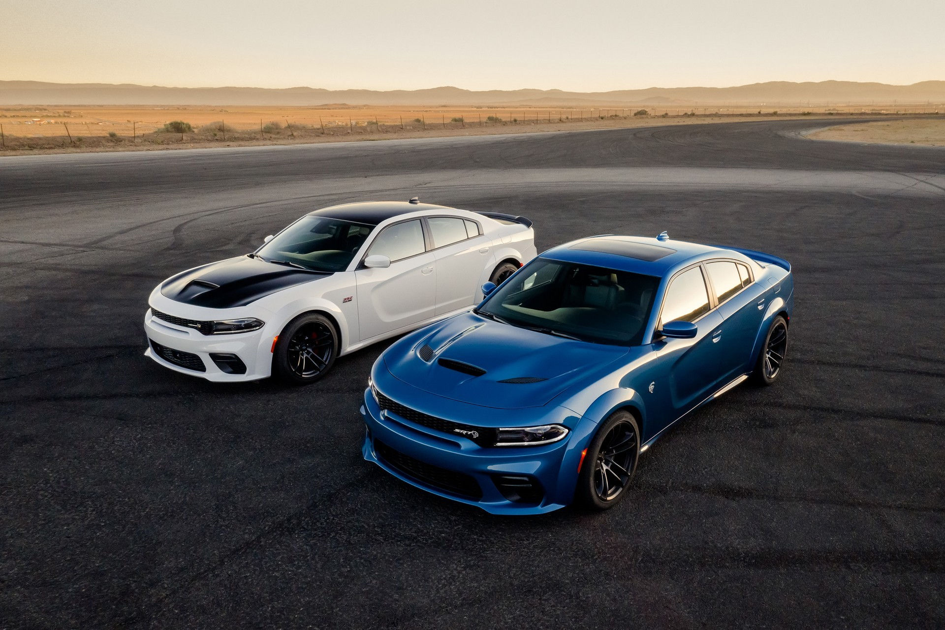 Wallpaper #i2dkCpMBSpphPi3-v9SB61 Hennessey 1000 Hp Dodge Charger Hellcat Widebody Hits the Track and