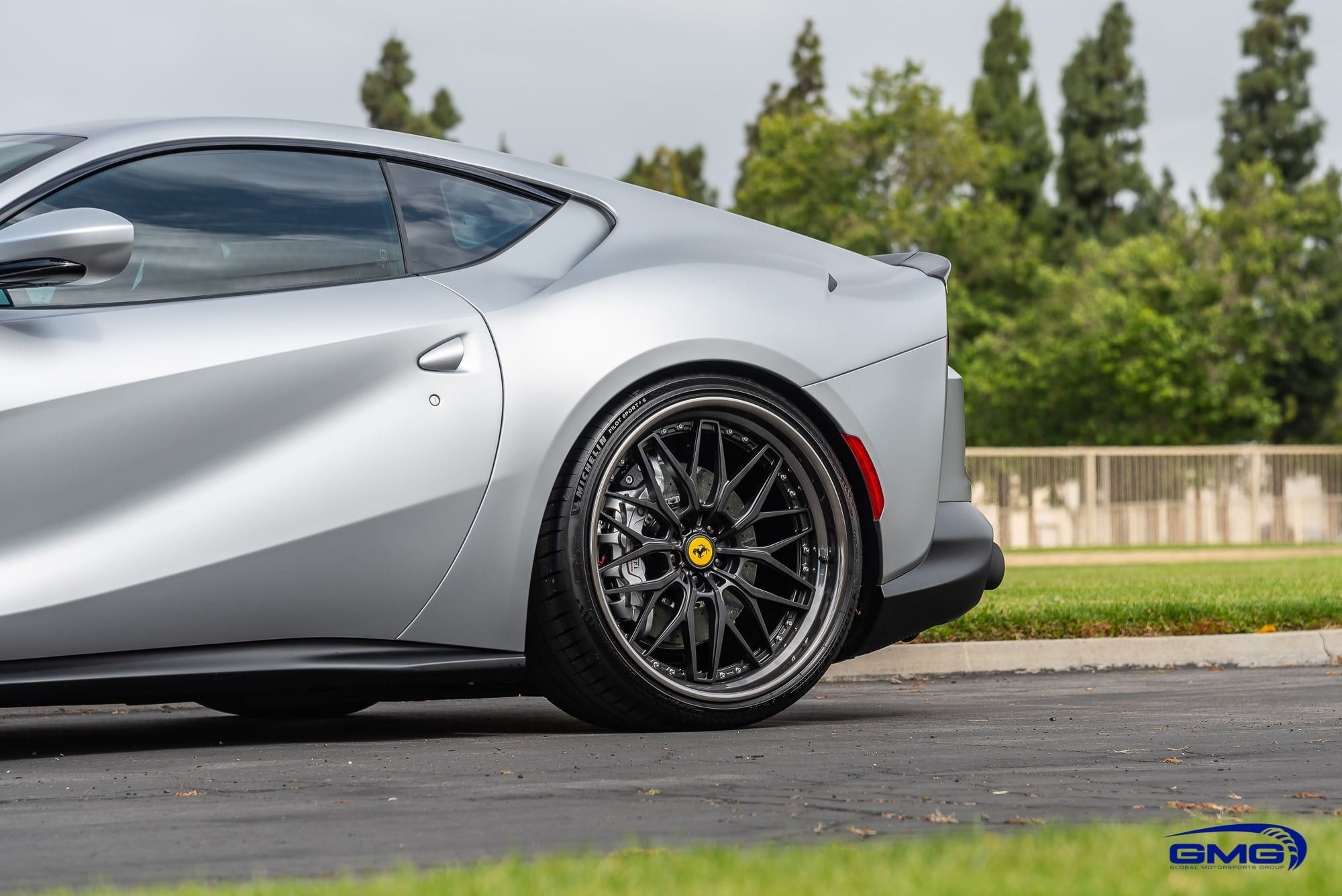 Wallpaper #py7eOJMBeCfPaRV8brst72 Ferrari 812 Superfast Gets a Touch of Magic from Gmg Racing Autoevolution