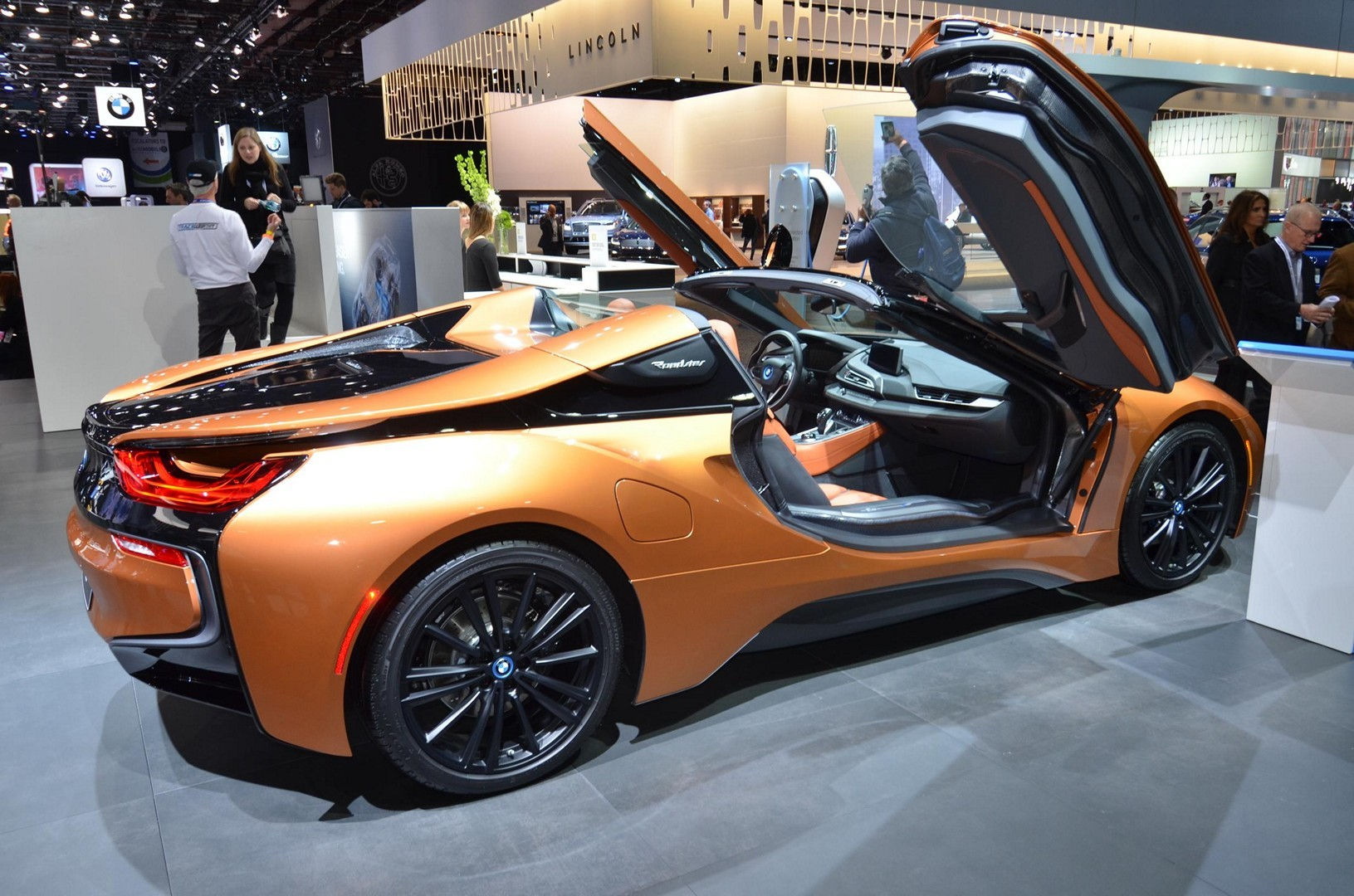 Wallpaper #tGeU95IBSpphPi3-u4bw193 BMW i8 Facelift Says Hello and Goodbye in Detroit Autoevolution