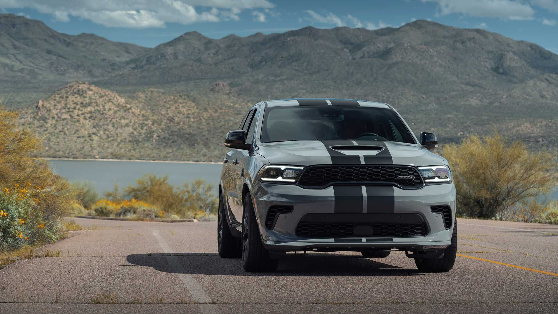 Wallpaper #omeU8JIBSpphPi3-CGf2200 2021 Dodge Durango Srt Hellcat Revealed as 710 Hp Cat Out of Hell SUV