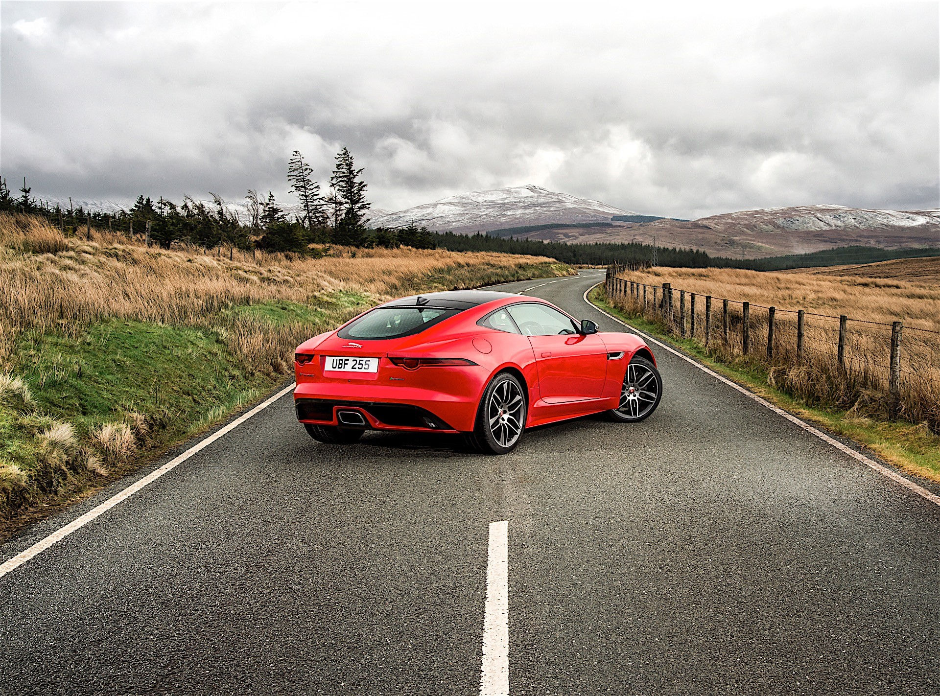Wallpaper #sgAn7I4BSdW8dNoudRML40 Jaguar F Type Gets a Four Cylinder Engine with 300 Hp Should Boost