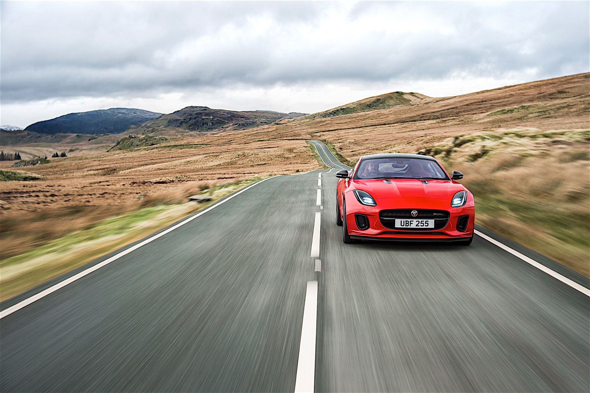 Wallpaper #sgAn7I4BSdW8dNoudRML36 Jaguar F Type Gets a Four Cylinder Engine with 300 Hp Should Boost