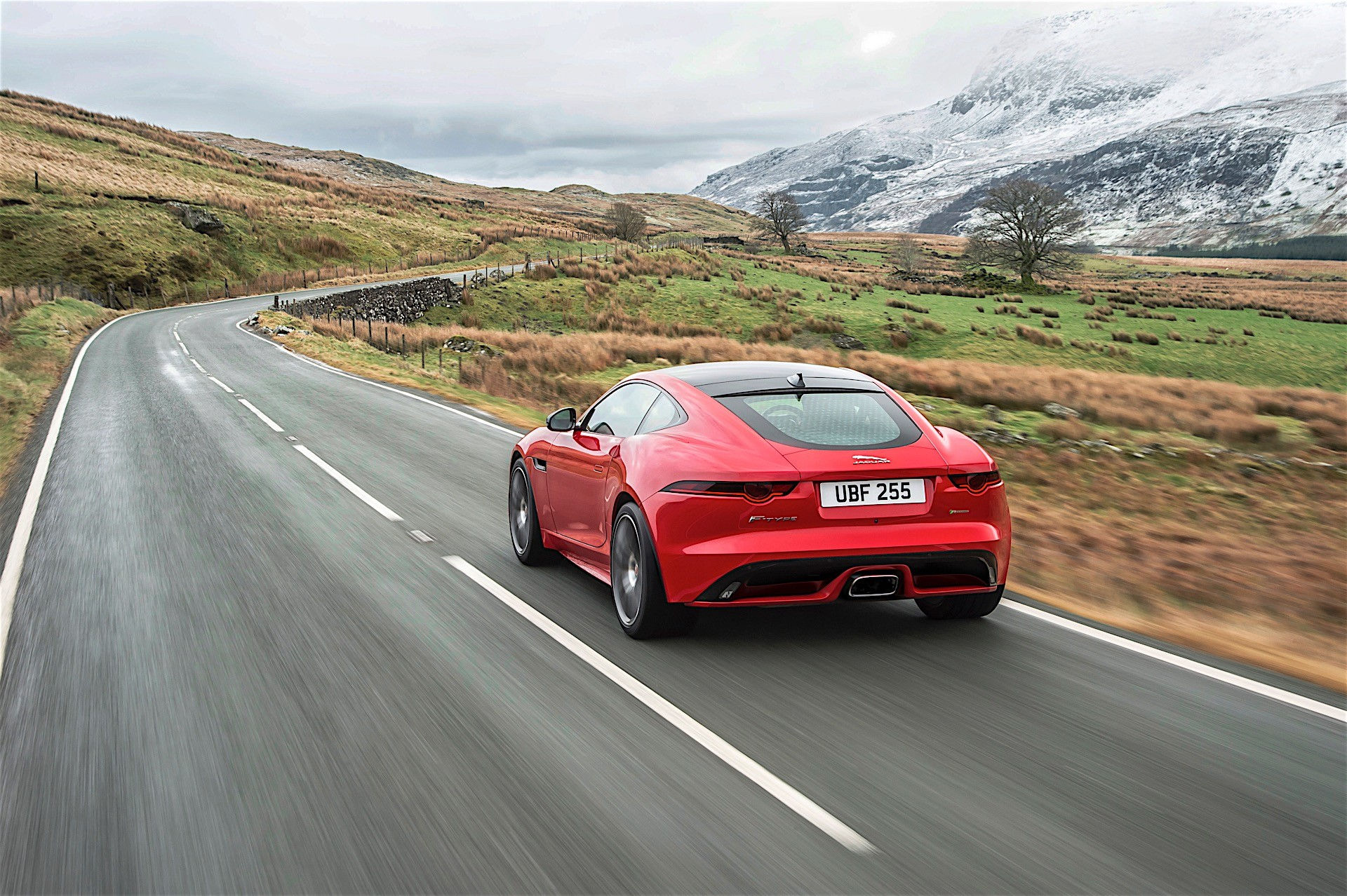 Wallpaper #sgAn7I4BSdW8dNoudRML33 Jaguar F Type Gets a Four Cylinder Engine with 300 Hp Should Boost