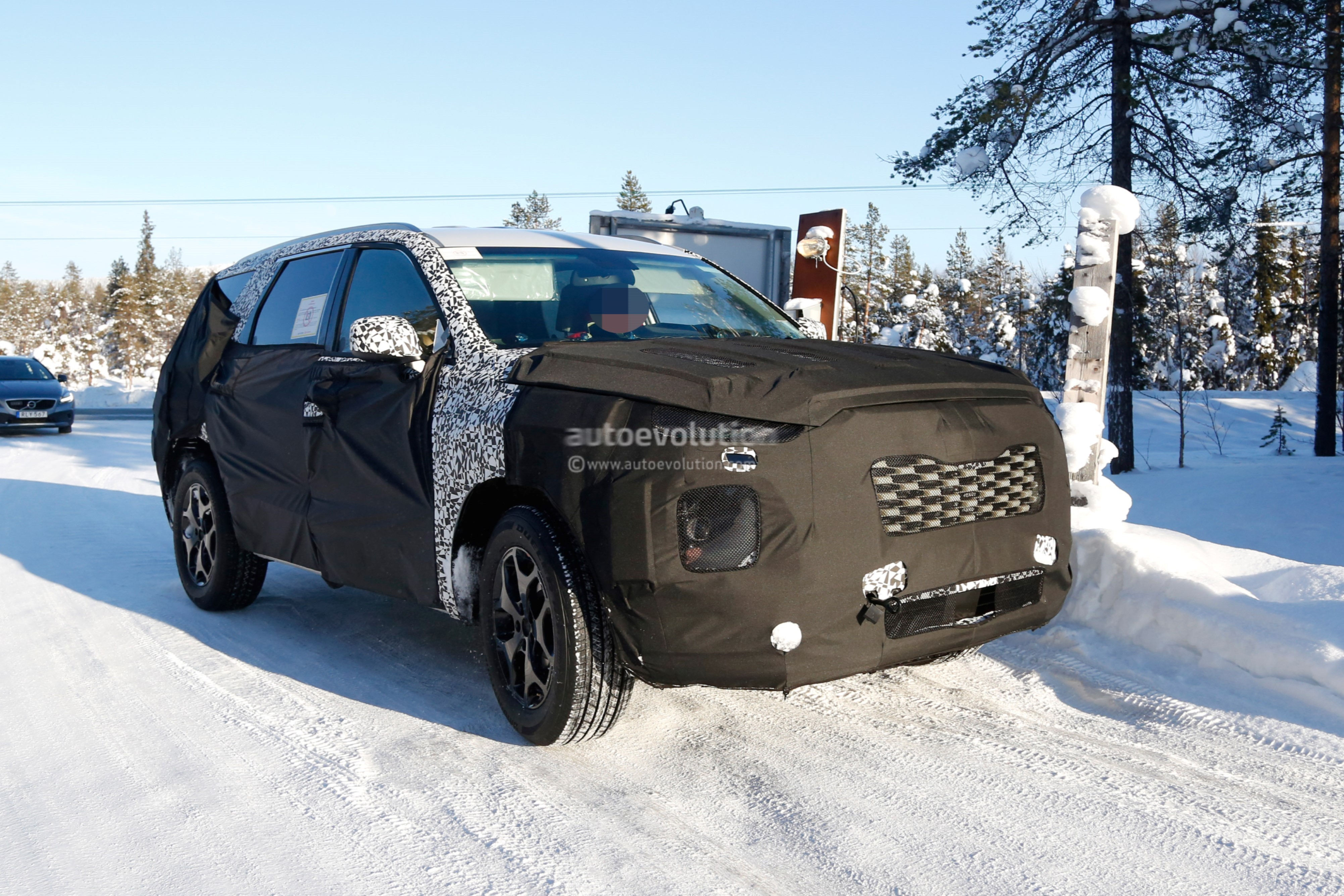Wallpaper #vxpDT5MB1yWOL4qgvn4v70 2020 Hyundai Large SUV Looks Massive in Latest Spy Photos Autoevolution