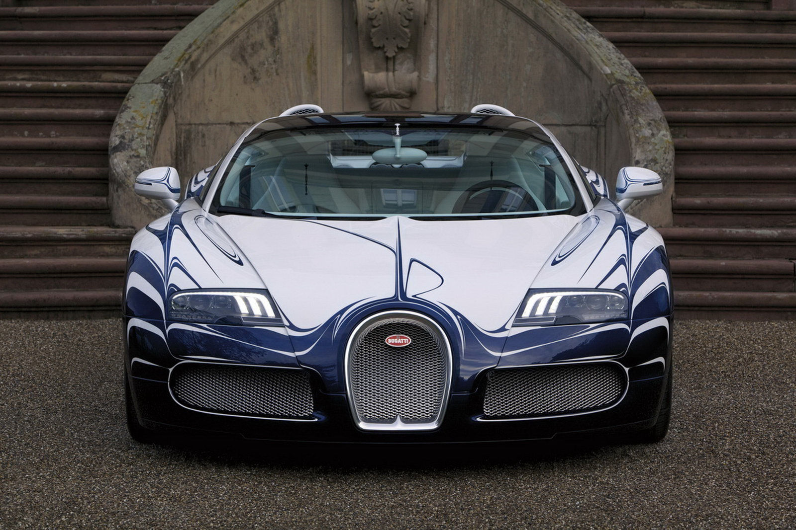 Wallpaper #MmhFGZMBSpphPi3-wBYn14 One Off Bugatti Veyron Lor Blanc is Pimped Out with Porcelain