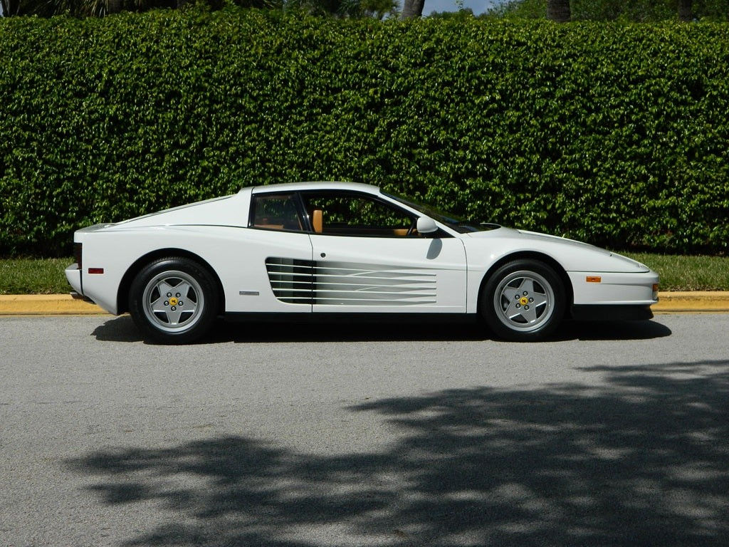 Wallpaper #7BoMTpMB1yWOL4qgz3z711 Contemporary Ferrari Testarossa Rendering Keeps the Pop Up Lights Door