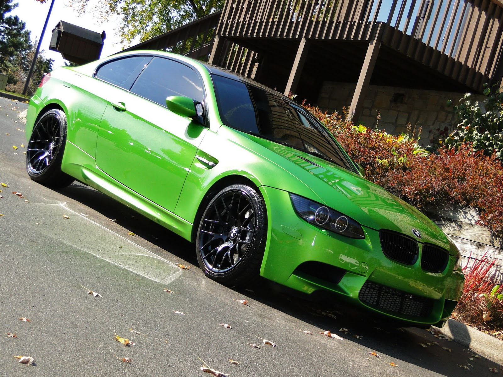 Wallpaper #QWh7IpMBSpphPi3-QjOM150 Individual Java Green BMW E92 M3 Up for Sale Autoevolution