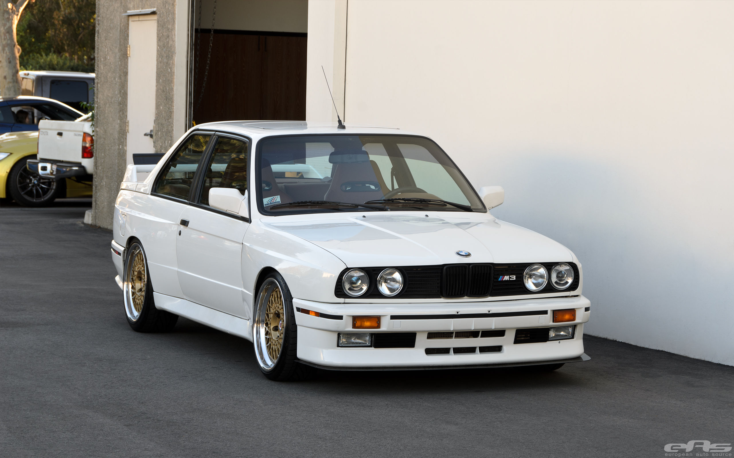 Wallpaper #g_-fa5MB3lSXT3zUcuhX211 Old BMW M3 E30 for Sale BMW