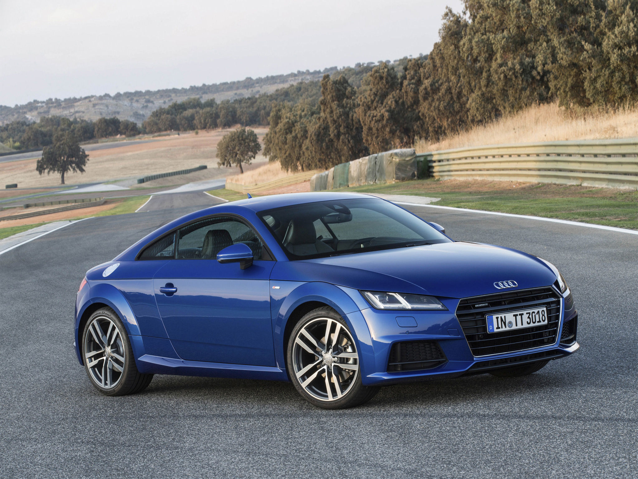 Wallpaper #5hmWFo8BtGB6xQ78j23740 New Audi Tt Tts Coupe Photos Show Vegas Yellow and Tango Red Colors