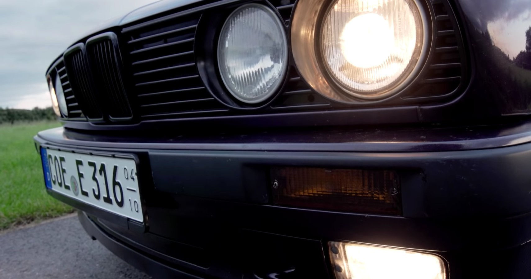 Wallpaper #iWi_FJMBSpphPi3-_wVY189 Would You Travel Abroad for a Rare BMW E30 Wagon Someone Did