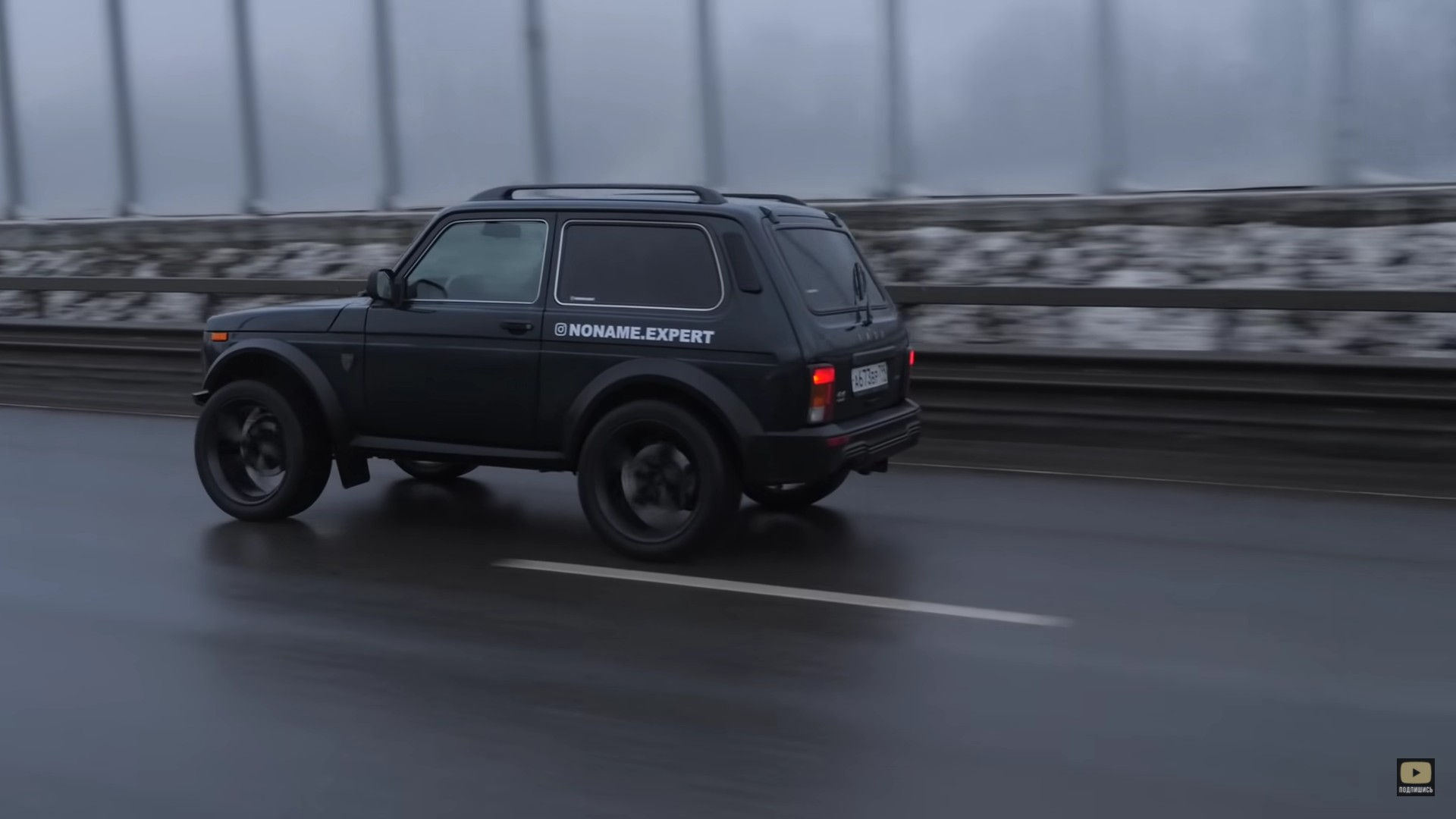 Wallpaper #_2jYG5MBSpphPi3-ySDC328 Lada Niva Bronto is a Twin Turbo Frankenstein with 20 Inchers and BMW