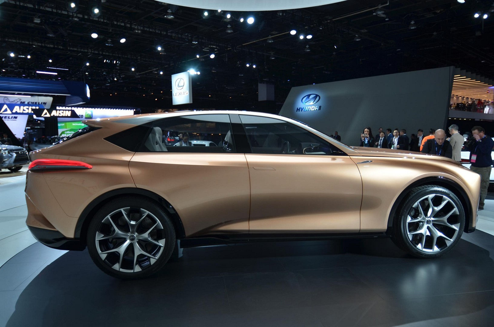 Wallpaper #6hGlM5MBXrlMTfB5pUrO114 Lexus Lf Flagship SUV Based on Rwd Platform Could Cost 180000
