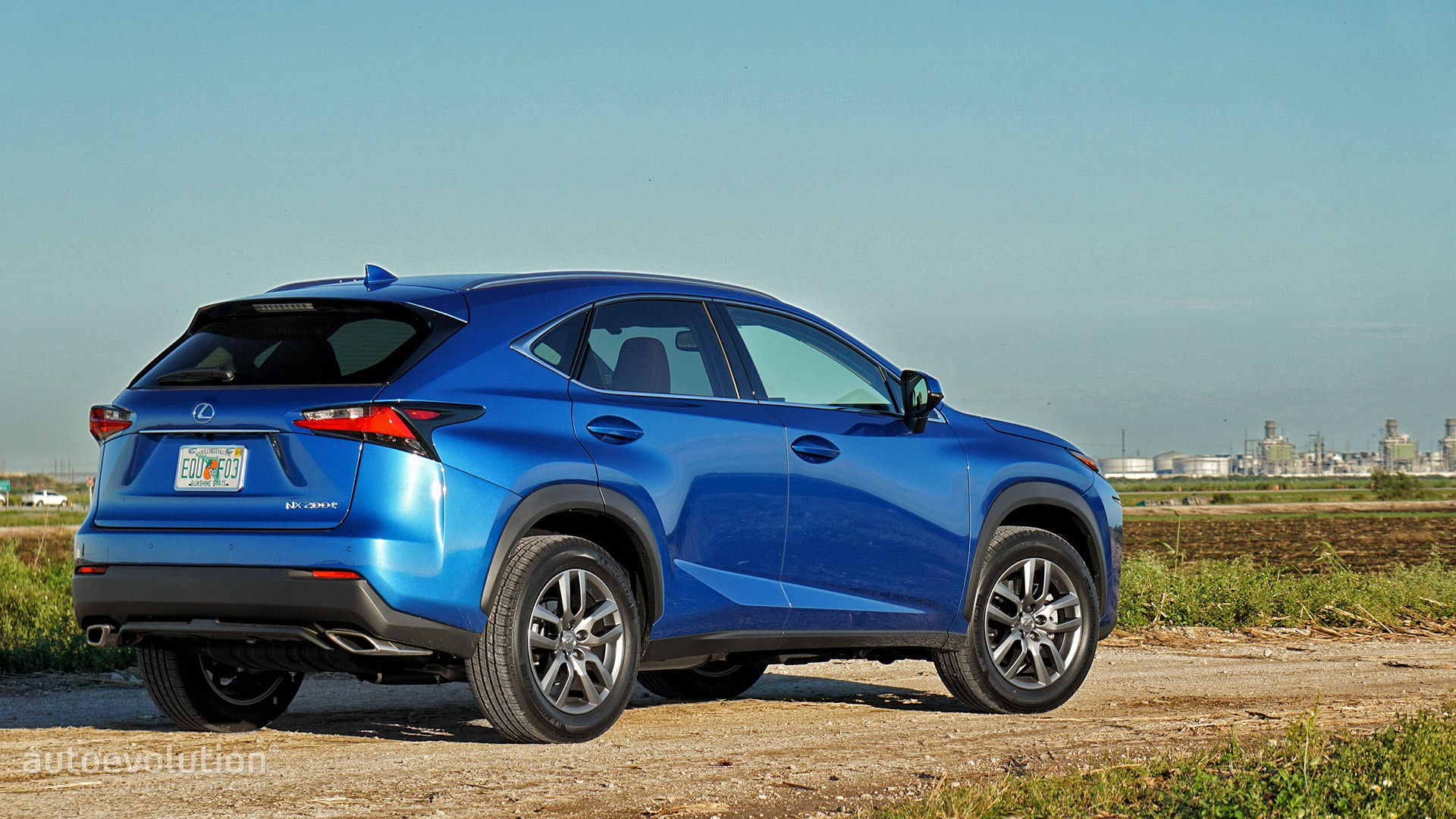 Wallpaper #Pu_TS5MBMN-XEVvVXTzo65 Lexus Ux Concept Design Revealed Ahead of Paris Previews New Compact