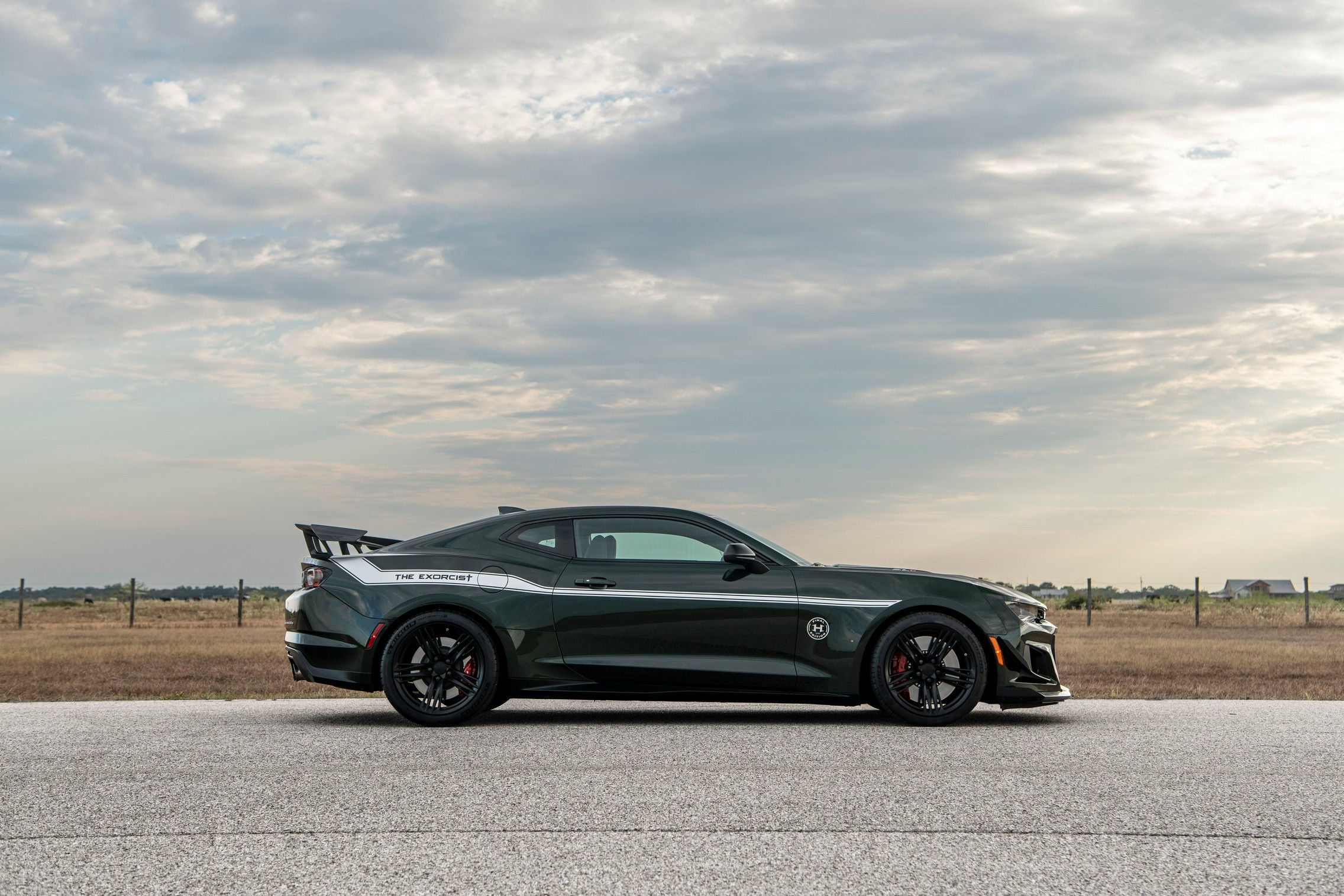 Wallpaper #d_uXg5cBx-Hc5Y20Oq4C126 Hennesseys 1000 Hp Exorcist Chevy Camaro Zl1 Gets a Final Edition
