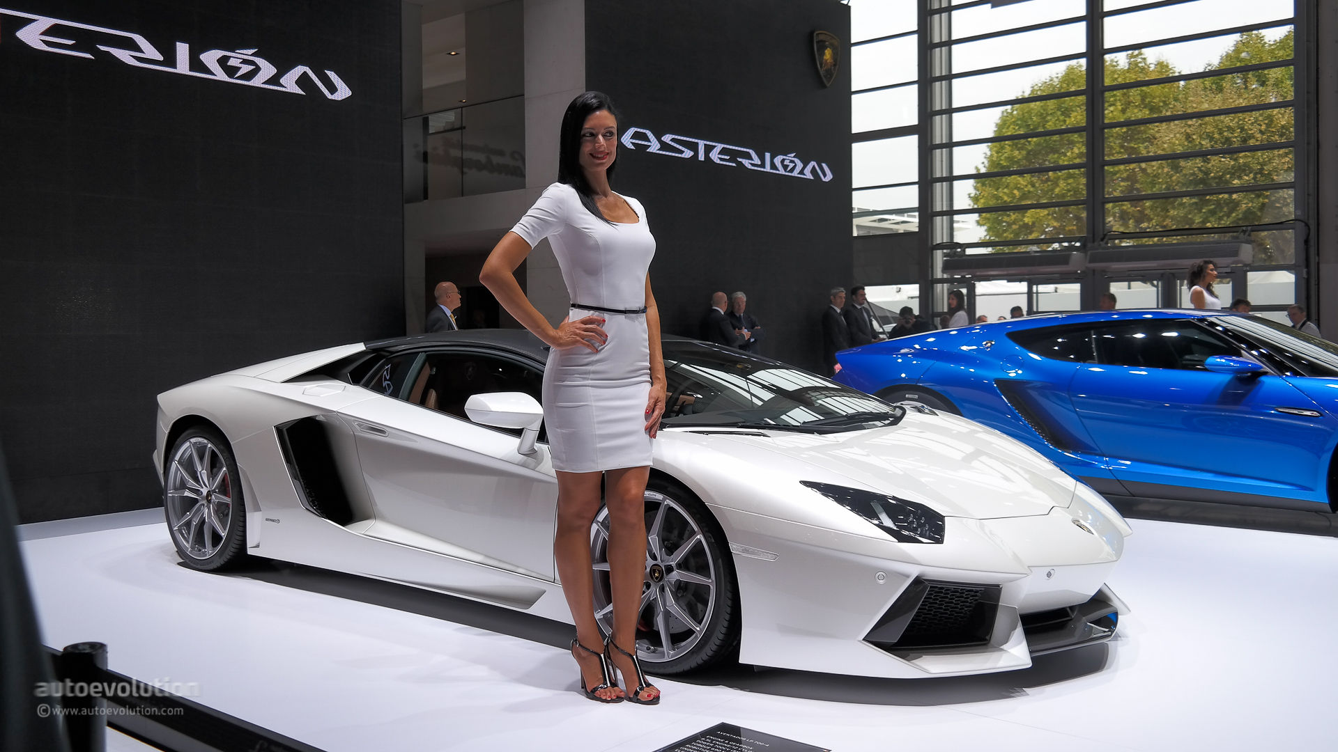 Wallpaper #OR1ZLZMBlOZrFDOkbtBa95 Lamborghini Asterion Silences Paris but Will They Build It Live