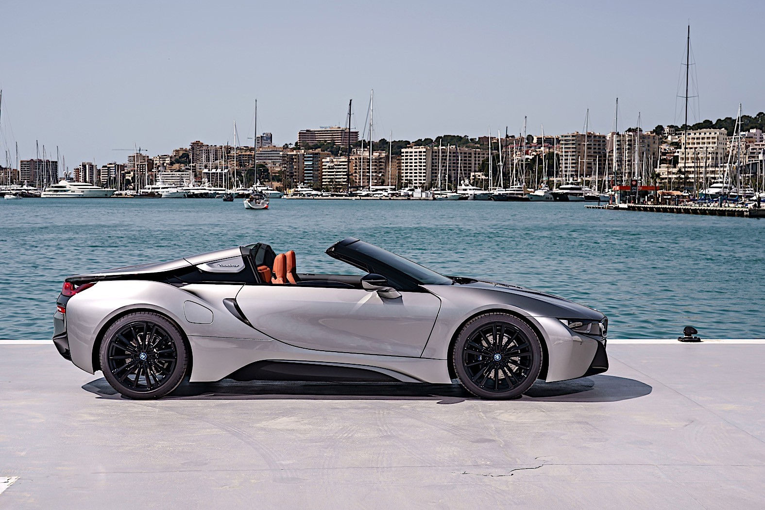Wallpaper #YGdS-JIBSpphPi3-y4lG283 BMW Shows the New i8 Roadster in Extensive Photo Gallery Autoevolution