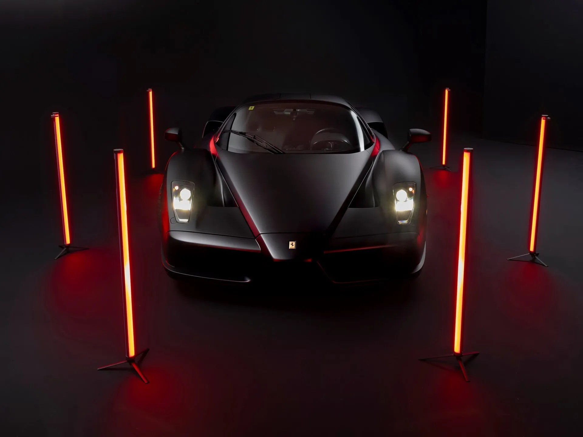 Wallpaper #fHQ3044B_8f4nGFaT3VF17 1 of 1 Matte Black Ferrari Enzo Brings Us Back to the Simpler Times of