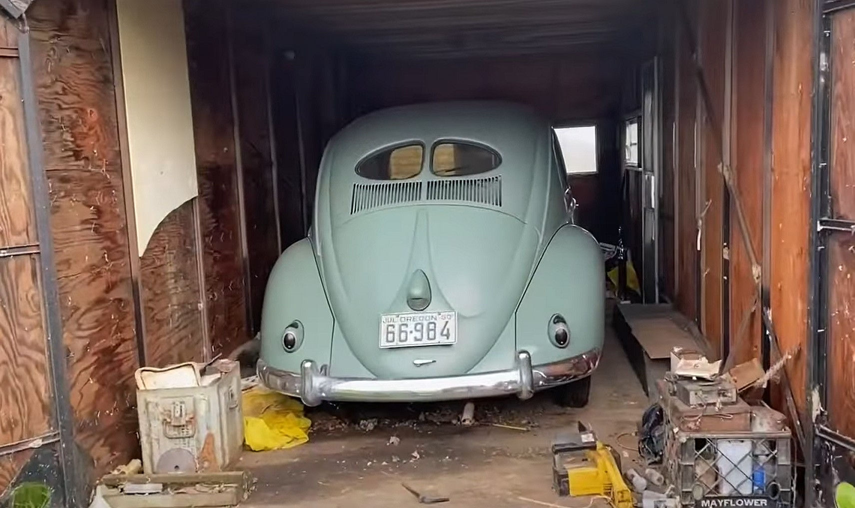 Wallpaper #UAPmY5MBpyOg8YnE19aM364 1950 Vw Beetle Hidden in a Camper Trailer for Decades is a Rare Time