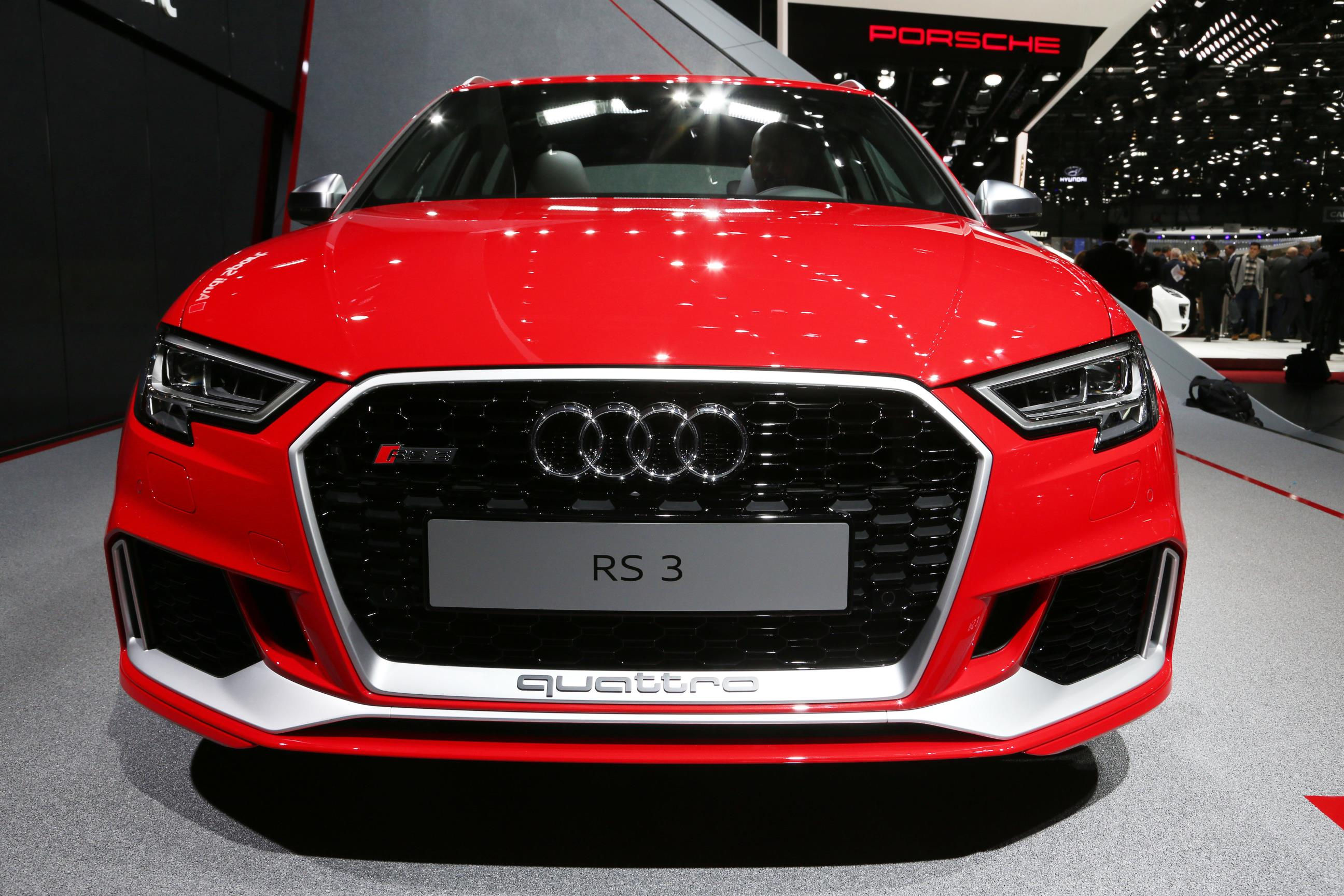 Wallpaper #B2gSIpMBSpphPi3-4DJ-355 2017 Audi Rs3 the Hyper Hatch Everybody Ignores in Geneva Autoevolution