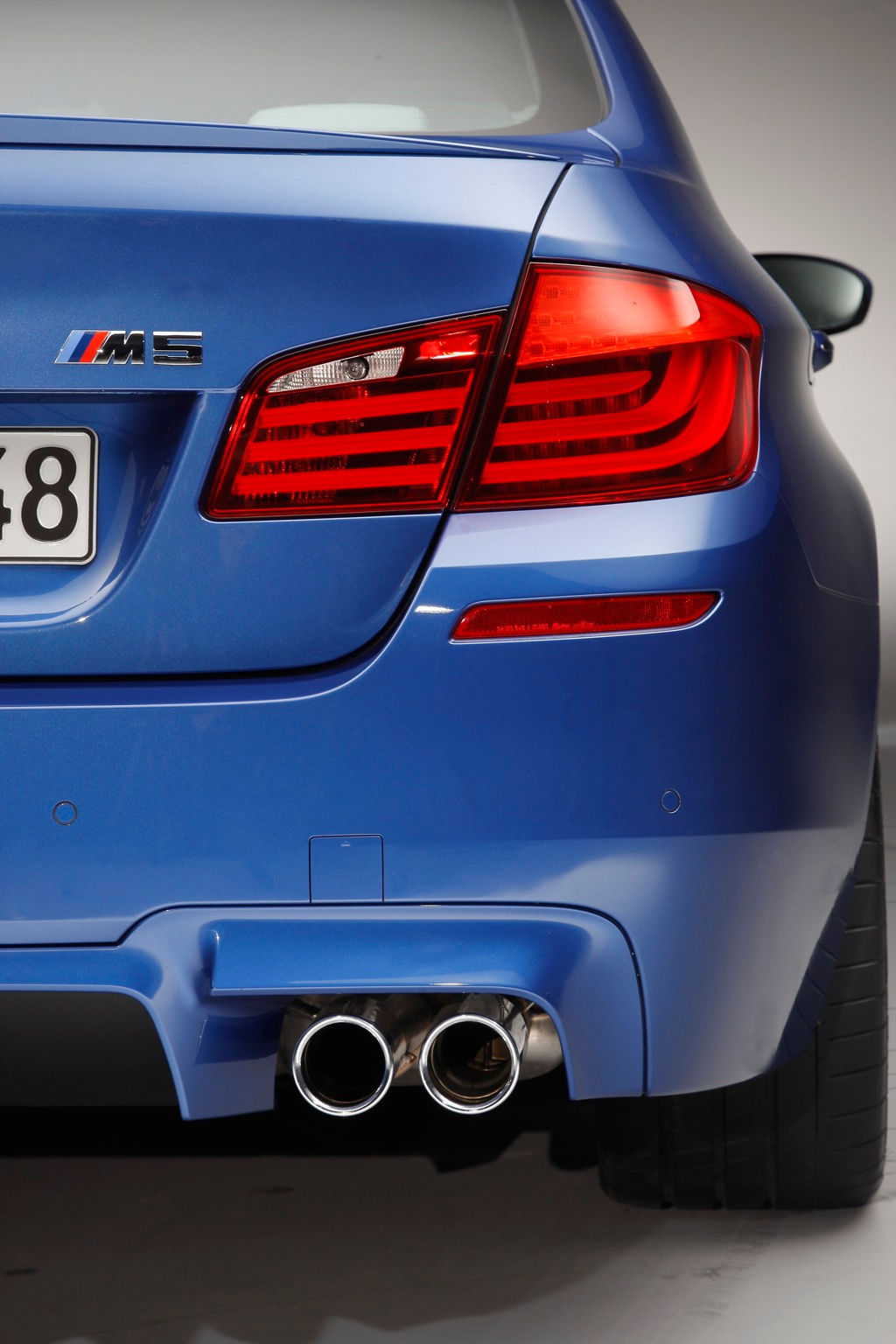 Wallpaper #rmeQ65IBSpphPi3-E0xa281 2012 BMW M5 Full Details and Image Gallery Autoevolution