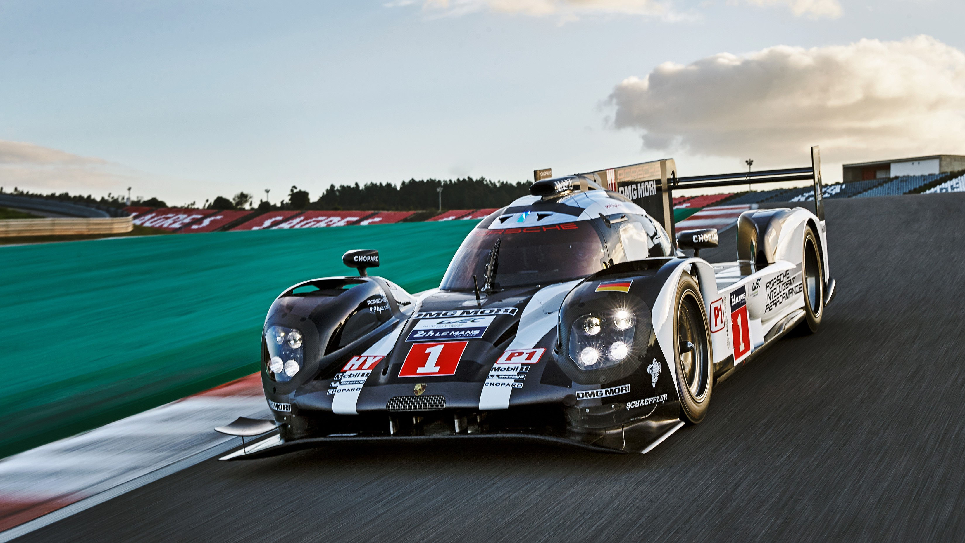 Wallpaper #5e8LTJMBMN-XEVvVYDwp158 2016 Porsche 919 Hybrid Lmp1 Race Car Packs 900 Horsepower Autoevolution