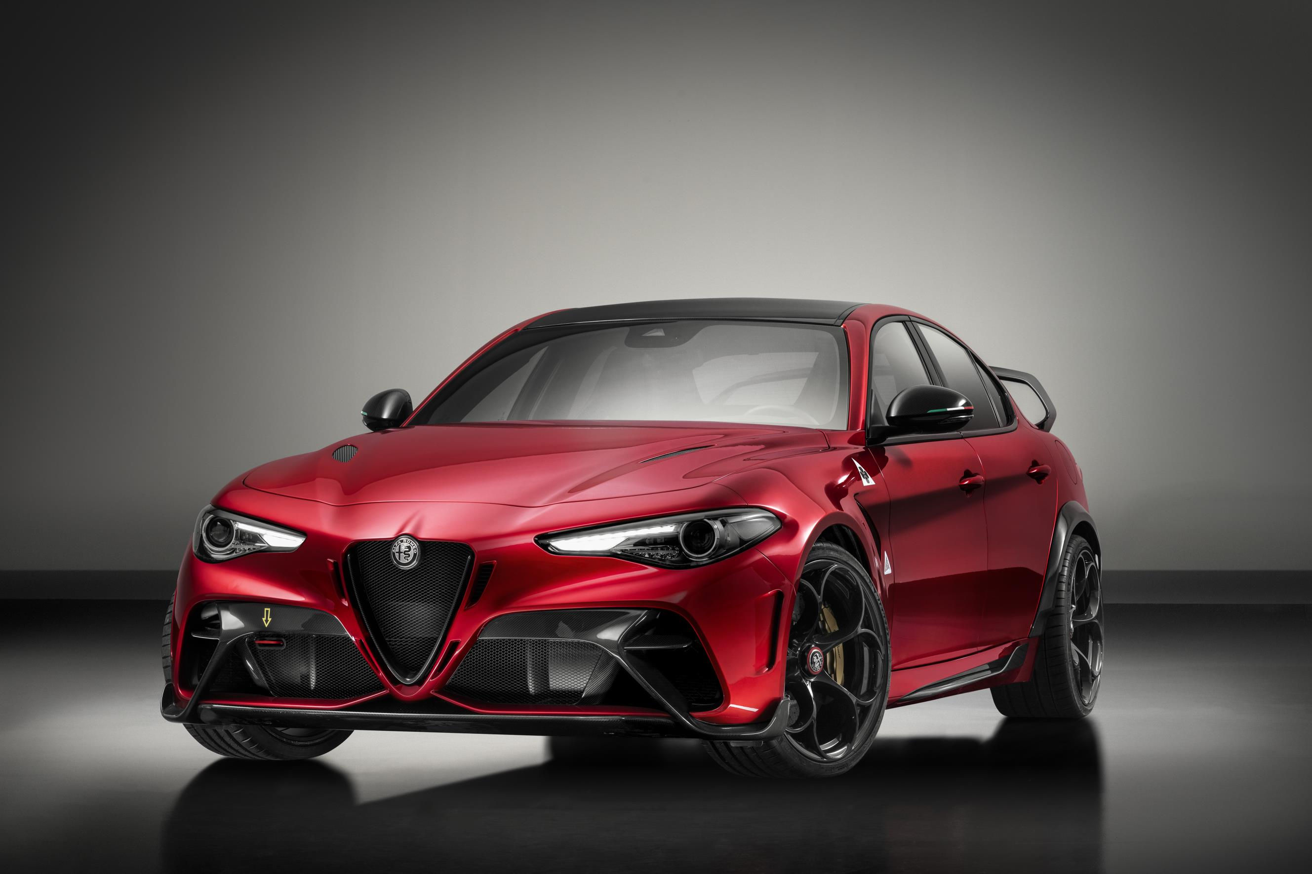 Wallpaper #8WjUG5MBSpphPi3-nCDk223 This Alfa Romeo Giulia Quadrifoglio Wagon is Nothing More Than Wishful