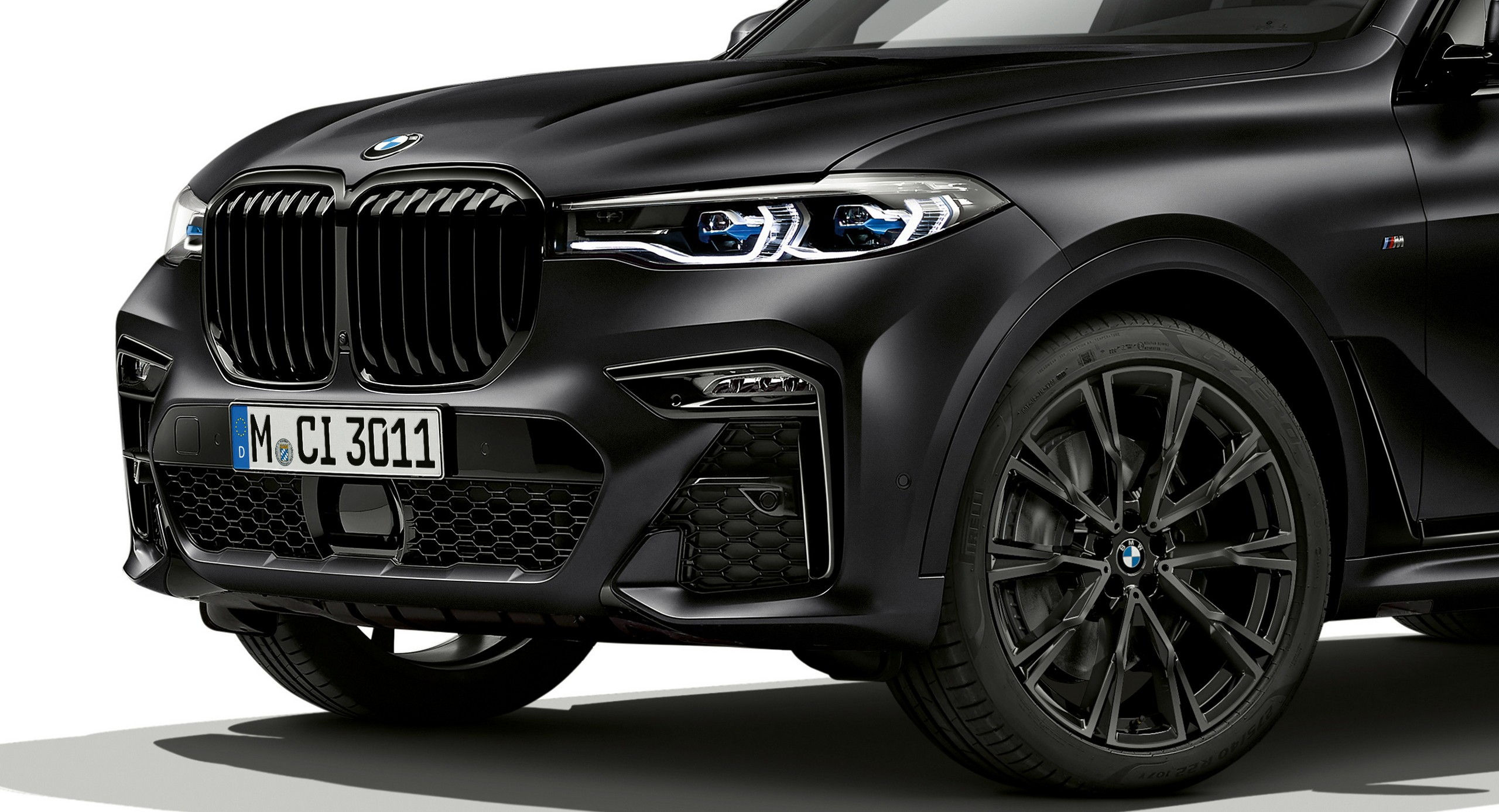 Wallpaper #UneLJpMB-pgBXx60hqJX140 BMW X7 Edition in Frozen Black is a Veritable Dark Knight That You