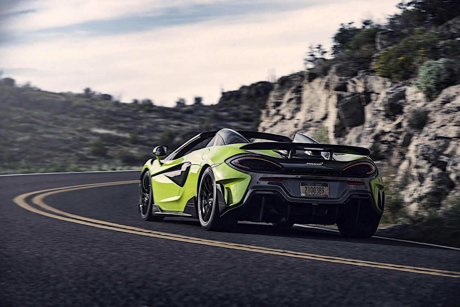 Wallpaper #bWhyIZMBSpphPi3-IzBD124 Mclaren P1 GTR Becomes Lmp1 Le Mans Prototype Racer in Mind Blowing