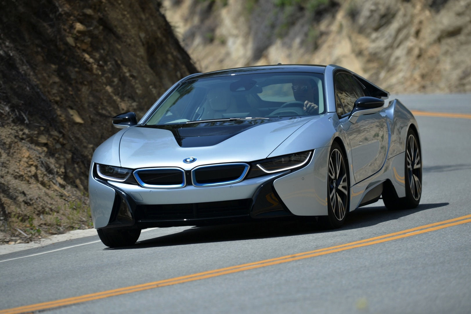 Wallpaper #YGdS-JIBSpphPi3-y4lG140 BMW i8 Final Specs Revealed Deliveries to Start in June Autoevolution